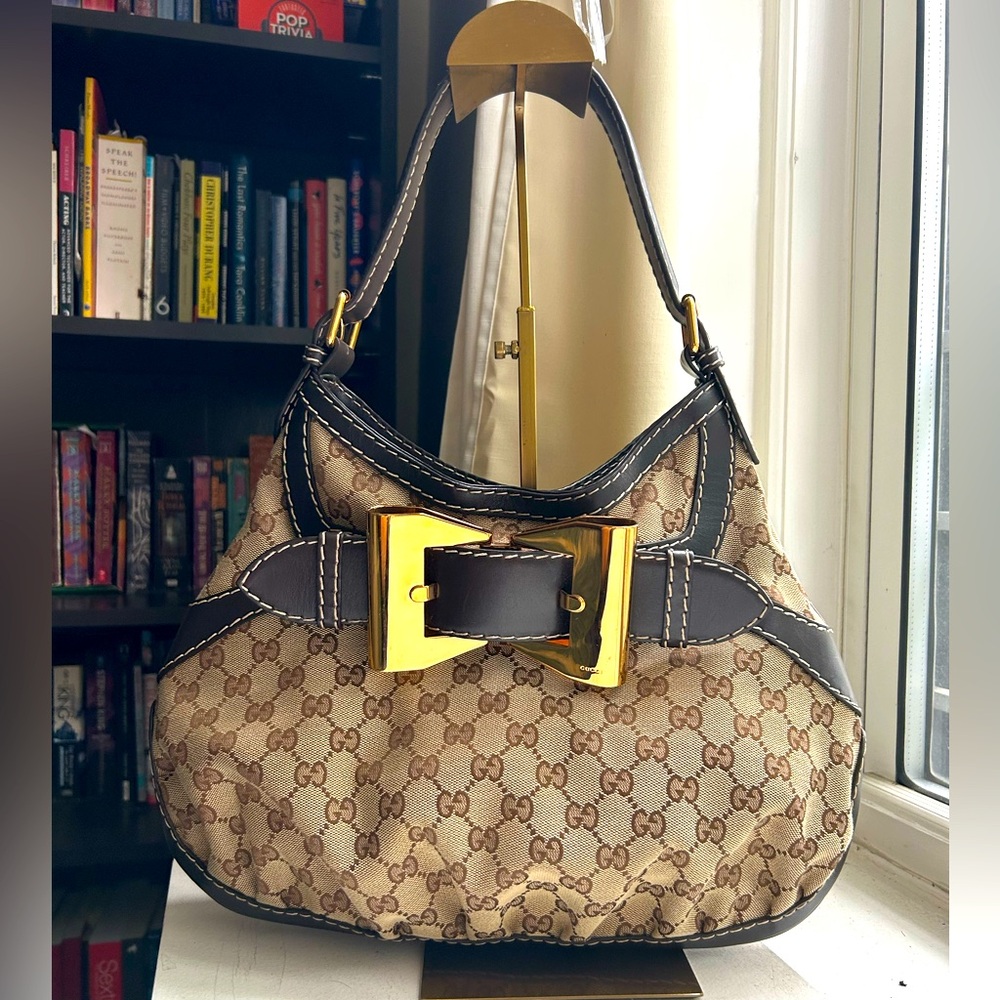 Gucci GG Canvas Queen Medium Hobo Bag w/Dustbag